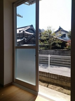 たまにはお庭で休日を過ごしてみるのもよいかもしれません