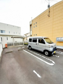 駐車場に車を止められます