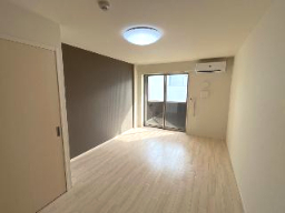 洋室9.7帖
