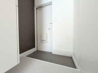 【玄関】