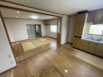 高島市安曇川町常磐木中古戸建の画像
