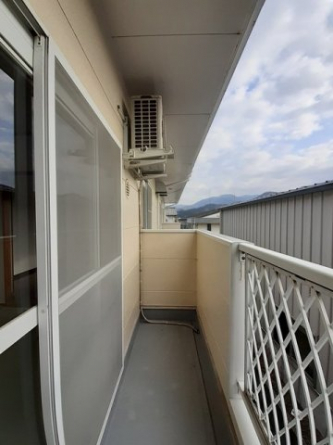 陽当たり良好なバルコニーです