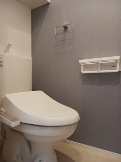 清潔感のあるトイレです