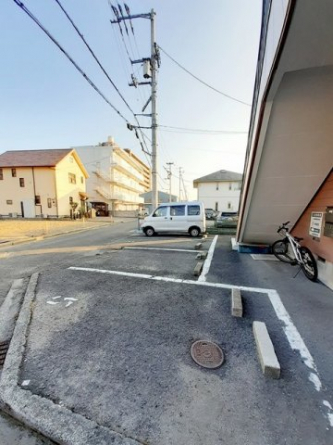 駐車場に車を止められます