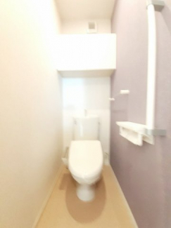 落ち着いたトイレです