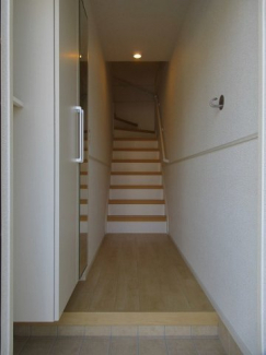 シンプルで使いやすい玄関です