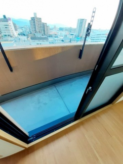 陽当たり良好なバルコニーです