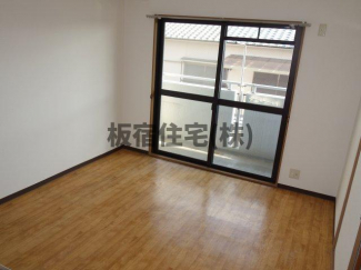 【居間・リビング】