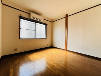 【寝室】