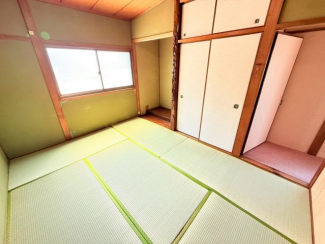【寝室】