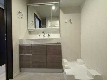 【独立洗面台】