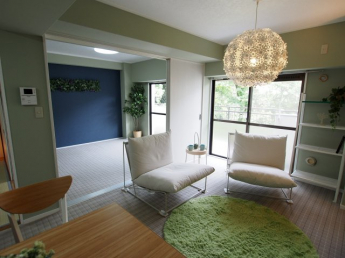 ゆとりのあるロビーです