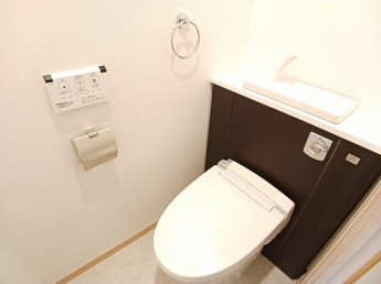 シンプルで使いやすいトイレです