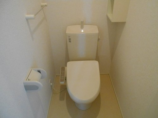 清潔感のあるトイレです