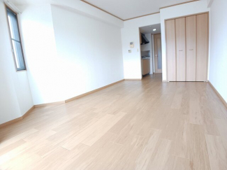 明るい室内です