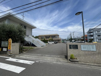 すみれ幼稚園まで1200m
