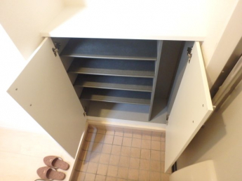 玄関収納