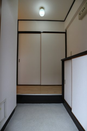 【玄関】
