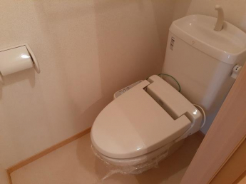 シンプルで使いやすいトイレです