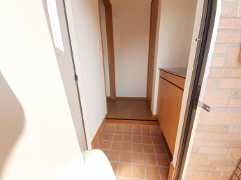 毎日通る玄関はこちらです