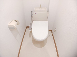 清潔感のあるトイレです