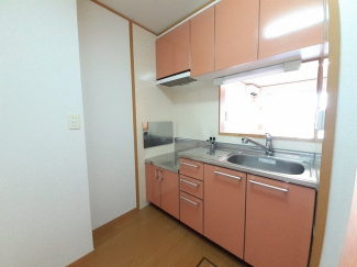 キッチンでお料理をお楽しみください