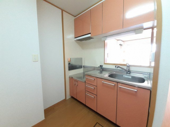 キッチンでお料理をお楽しみください