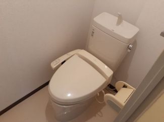 清潔感のあるトイレです