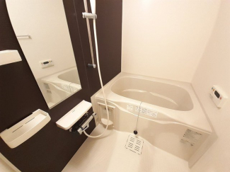 日々の疲れを癒すお風呂付です