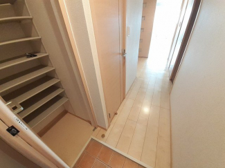 シンプルで使いやすい玄関です