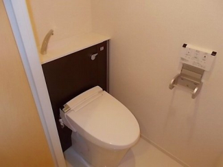 落ち着いたトイレです