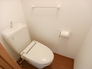 落ち着いたトイレです