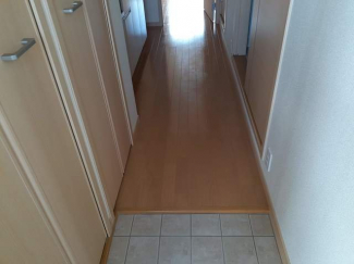 シンプルで使いやすい玄関です
