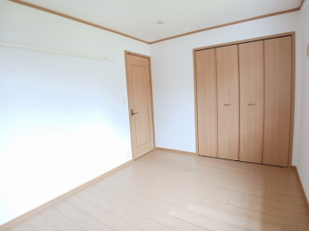 明るい室内です