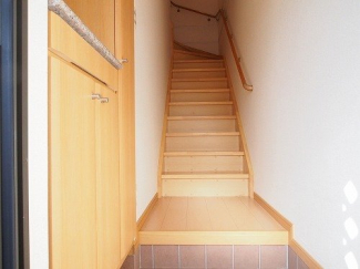 落ち着いた玄関です