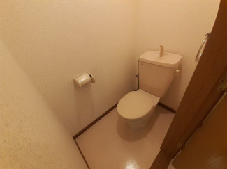 シンプルで使いやすいトイレです
