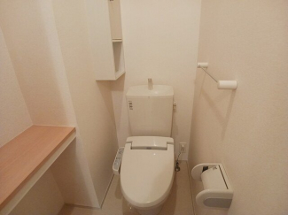 シンプルで使いやすいトイレです