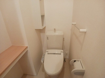 シンプルで使いやすいトイレです
