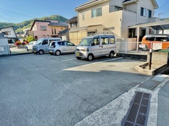 駐車スペースもあります