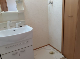脱衣スペースもあります
