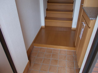 落ち着いた玄関です