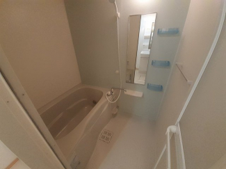 ゆったり過ごせるお風呂です