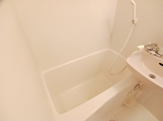 ゆったり過ごせるお風呂です