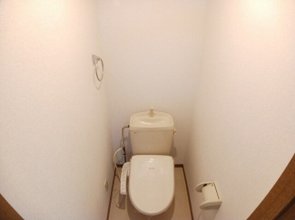 ゆったりとした空間のトイレです
