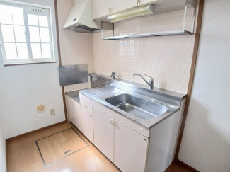 キッチンでお料理をお楽しみください