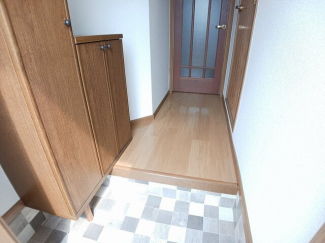 明るい玄関です
