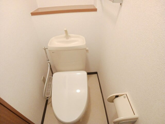清潔感のあるトイレです