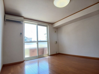 中はこのようになっています