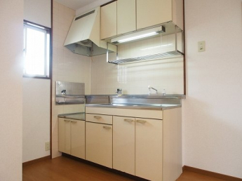 コンパクトなキッチンで掃除もラクラク