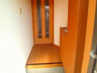 落ち着いた玄関です